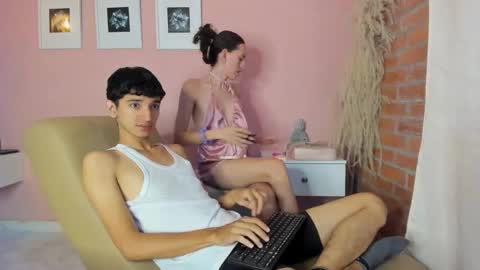 Snapshot of peach_tyron chatting on January 12, 2025, 12:55 pm peach tyron online show from January 12, 2025, 12:55 pm