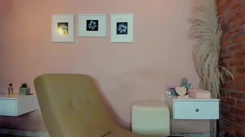 Snapshot of peach_tyron chatting on February 4, 2025, 1:45 am peach tyron online show from February 4, 2025, 1:45 am