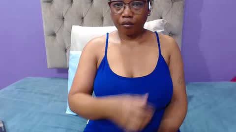 Snapshot of peachassxx chatting on May 18, 2026, 5:46 am peachy online show from May 18, 2026, 5:46 am