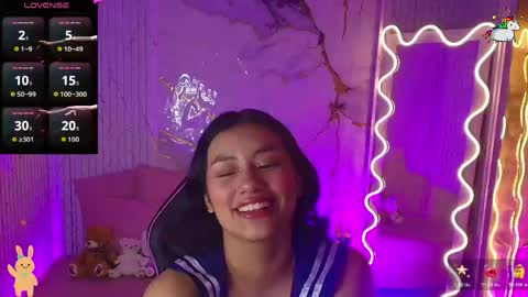 peachy_tay online show from April 17, 2026, 11:02 am