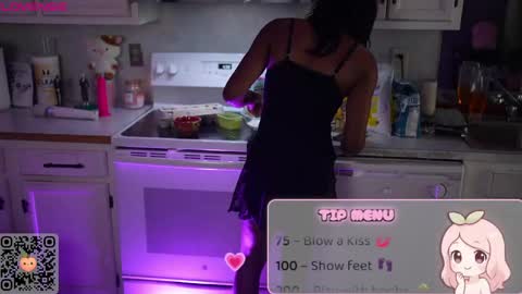 Snapshot of peachypeachgirl chatting on May 15, 2026, 8:38 pm peachypeachgirl online show from May 15, 2026, 8:38 pm
