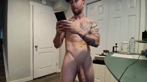 Snapshot of peaked_pleasures chatting on June 1, 2026, 3:58 pm peaked_pleasures online show from June 1, 2026, 3:58 pm