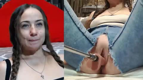 Snapshot of pearl_helen chatting on October 20, 2025, 7:14 pm pearl_helen online show from October 20, 2025, 7:14 pm