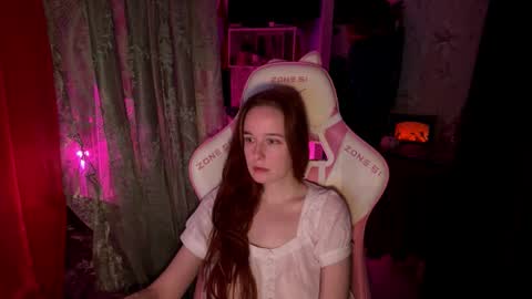 Adelina online show from November 12, 2025, 5:24 pm