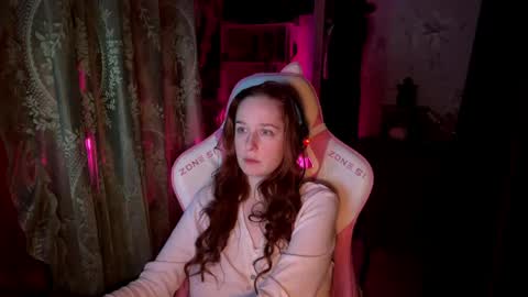 Adelina online show from April 13, 2026, 11:48 am