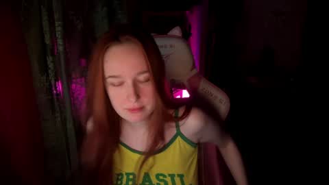 Snapshot of pearlprincess_ chatting on April 29, 2026, 3:21 am Adelina online show from April 29, 2026, 3:21 am