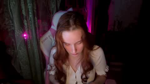 Snapshot of pearlprincess_ chatting on May 11, 2026, 2:45 pm Adelina online show from May 11, 2026, 2:45 pm