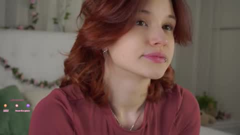 Snapshot of pebee chatting on March 3, 2026, 1:12 am Lily online show from March 3, 2026, 1:12 am