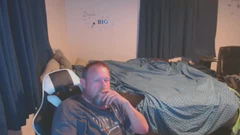 pecker40 online show from February 9, 2025, 2:06 am