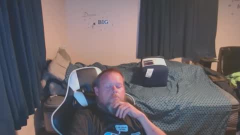 pecker40 online show from February 14, 2025, 3:11 am