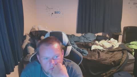 pecker40 online show from February 17, 2025, 12:43 am