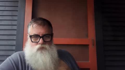 Snapshot of pecos8686 chatting on December 21, 2025, 2:35 pm pecos8686 online show from December 21, 2025, 2:35 pm