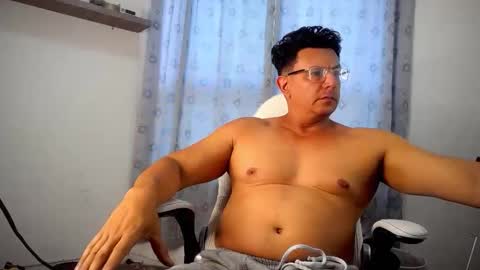 Pedro online show from December 2, 2025, 6:47 pm