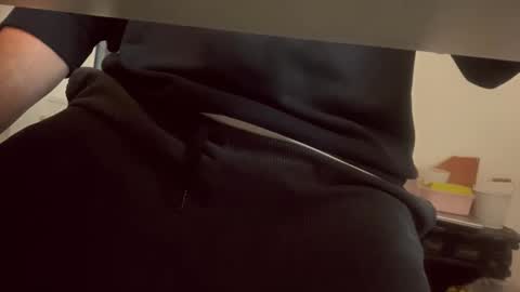 Snapshot of pedroserrano2000 chatting on February 6, 2026, 7:34 am PedrOO OO online show from February 6, 2026, 7:34 am