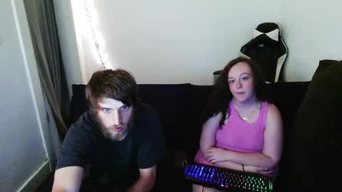 Snapshot of peechyxoxo chatting on June 1, 2026, 2:46 am peechyxoxo online show from June 1, 2026, 2:46 am