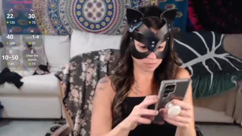 Snapshot of peekclimaxxx chatting on December 11, 2024, 2:44 pm NEXT CHILL SESH 1130 930pm -ish PEEK online show from December 11, 2024, 2:44 pm