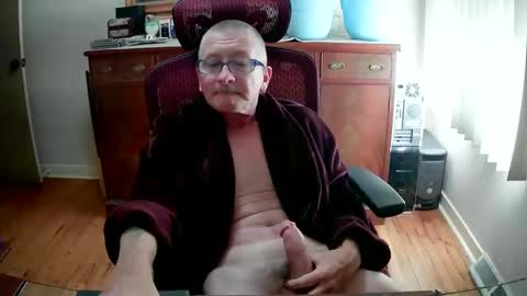 peepingmale online show from January 1, 2025, 3:57 pm