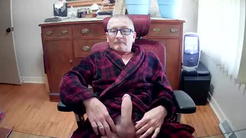peepingmale online show from March 8, 2025, 1:25 pm
