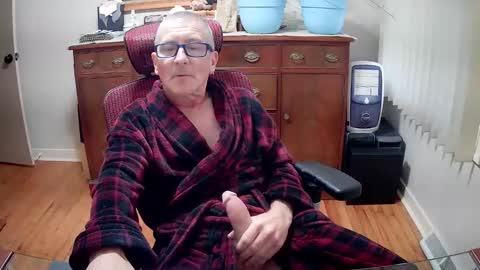 peepingmale online show from March 9, 2025, 12:20 pm