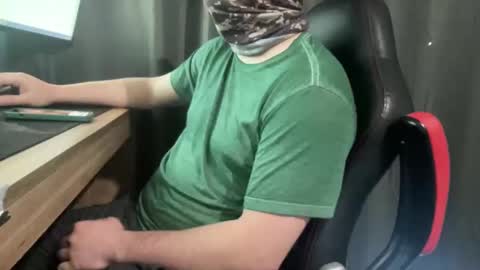 Snapshot of pelao2007 chatting on September 23, 2025, 11:24 am easy cum online show from September 23, 2025, 11:24 am