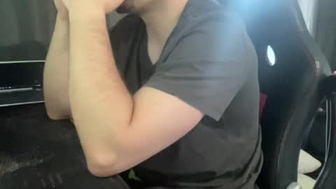 easy cum online show from July 28, 2026, 6:20 pm