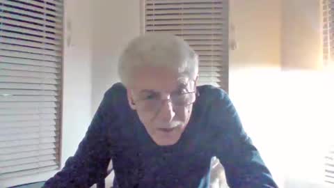 Snapshot of pem165 chatting on February 19, 2026, 2:40 am pem165 online show from February 19, 2026, 2:40 am