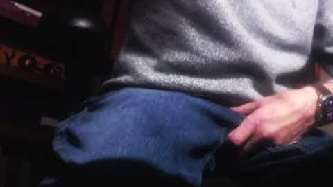 Snapshot of pem1650 chatting on February 23, 2025, 11:04 pm pem1650 online show from February 23, 2025, 11:04 pm