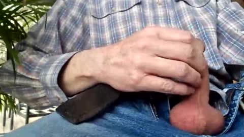 Snapshot of pencilcockguy chatting on April 27, 2026, 1:31 pm Pencil cock guy online show from April 27, 2026, 1:31 pm