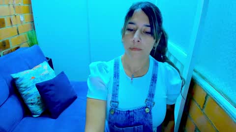 Penelope online show from January 20, 2025, 7:04 pm