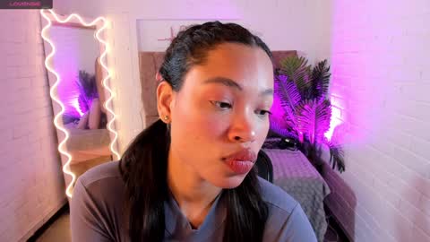 penelope online show from January 10, 2025, 3:39 am