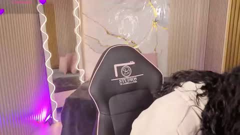 penelope online show from March 16, 2026, 3:12 am