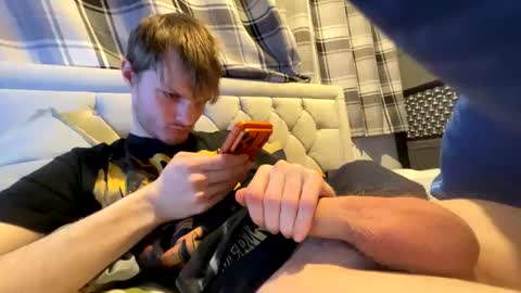 Penguin online show from January 13, 2026, 6:46 pm