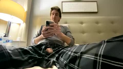 CoolBreeze online show from February 10, 2026, 3:32 am