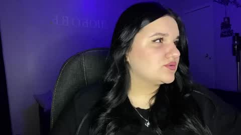 penny_perry online show from April 18, 2026, 6:45 pm