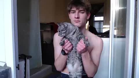 cutebelgianboy online show from March 5, 2025, 4:13 pm