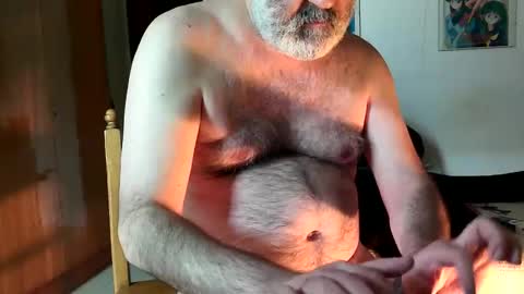 Peppe online show from November 9, 2025, 1:31 pm