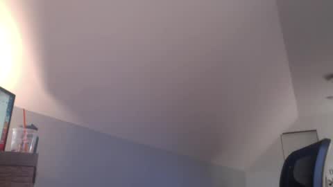 Snapshot of pepper_rock chatting on December 17, 2024, 8:32 pm Pepper Rock online show from December 17, 2024, 8:32 pm