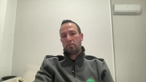 Snapshot of peppinslosqualo chatting on December 19, 2024, 5:18 am peppinslosqualo online show from December 19, 2024, 5:18 am