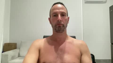 peppinslosqualo online show from June 8, 2026, 9:15 pm