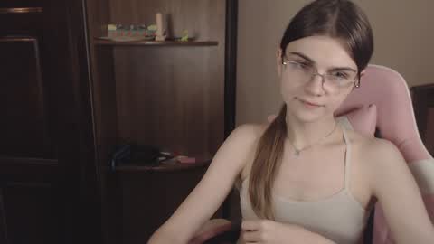 Farida online show from December 9, 2024, 11:03 pm