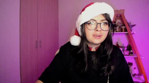 Sarah Ana Banana online show from December 4, 2024, 2:31 am