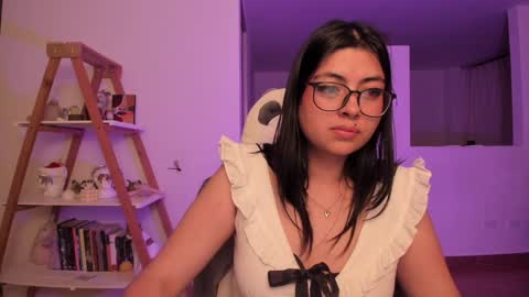 Snapshot of perfect__ana chatting on February 4, 2025, 1:45 am Sarah Ana Banana online show from February 4, 2025, 1:45 am