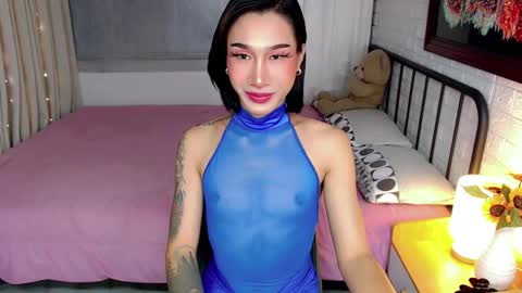 Chloe online show from December 13, 2025, 8:47 pm