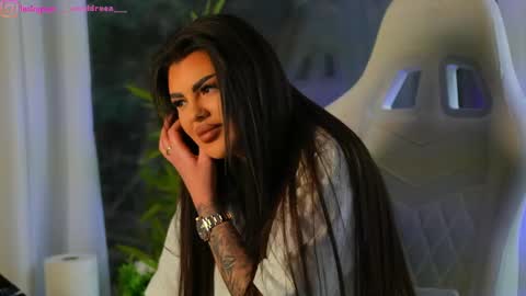 Snapshot of perfectt33n chatting on December 5, 2024, 10:01 am Dee online show from December 5, 2024, 10:01 am