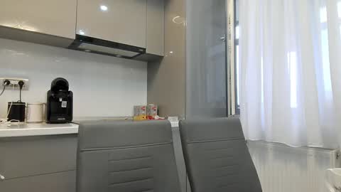 Snapshot of perfectt33n chatting on December 31, 2024, 9:10 am Dee online show from December 31, 2024, 9:10 am