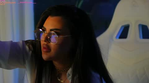 Snapshot of perfectt33n chatting on January 4, 2025, 1:42 pm Dee online show from January 4, 2025, 1:42 pm