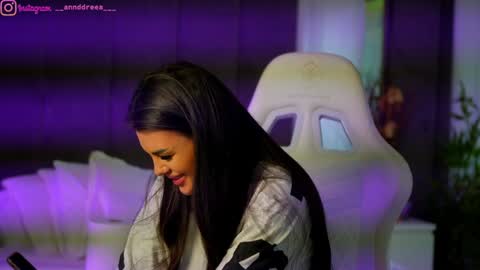 Snapshot of perfectt33n chatting on September 11, 2025, 2:17 pm Dee online show from September 11, 2025, 2:17 pm