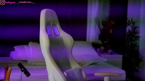 Snapshot of perfectt33n chatting on October 7, 2025, 2:14 pm Dee online show from October 7, 2025, 2:14 pm