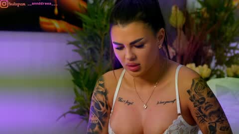 Snapshot of perfectt33n chatting on October 28, 2025, 5:15 pm Dee online show from October 28, 2025, 5:15 pm