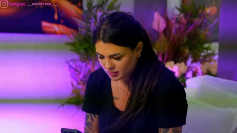 Snapshot of perfectt33n chatting on November 3, 2025, 4:08 pm Dee online show from November 3, 2025, 4:08 pm